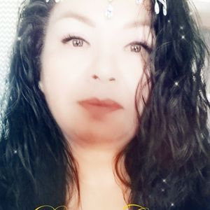 Meet your Posher, Debra